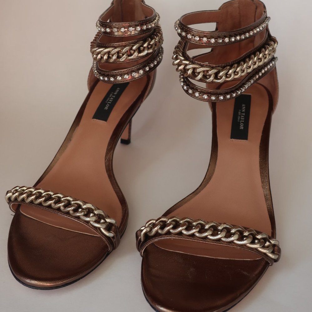 Ann Taylor Shelby Bronze Chain Kitten Heels Size 7